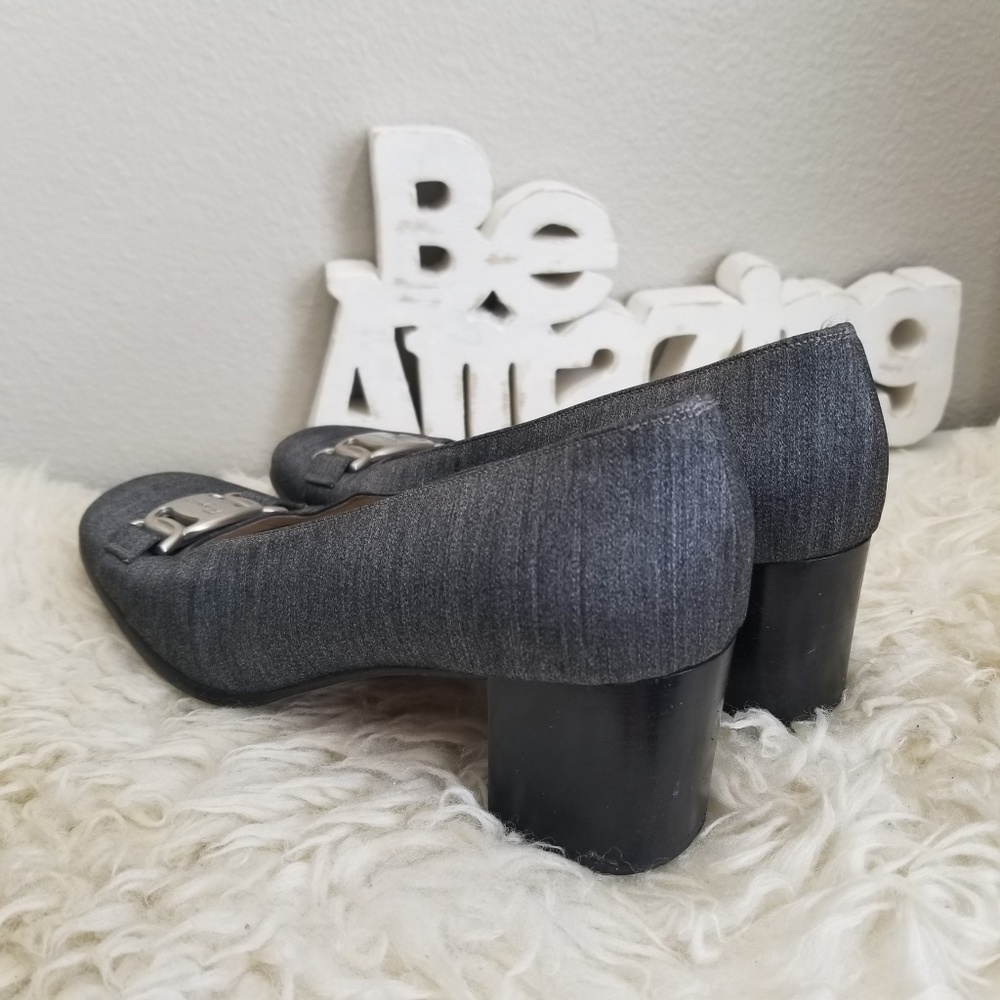 Salvatore Ferragamo Gray Heels with Sophisticated Design - Picture 8 of 13
